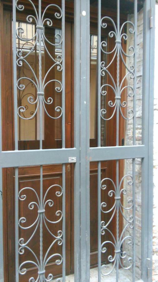 Casa Traiano Apartment Беневенто Екстериор снимка